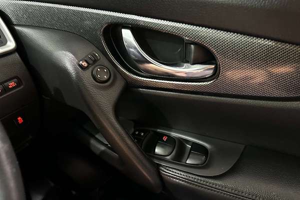 2015 Nissan X-TRAIL Ti T32