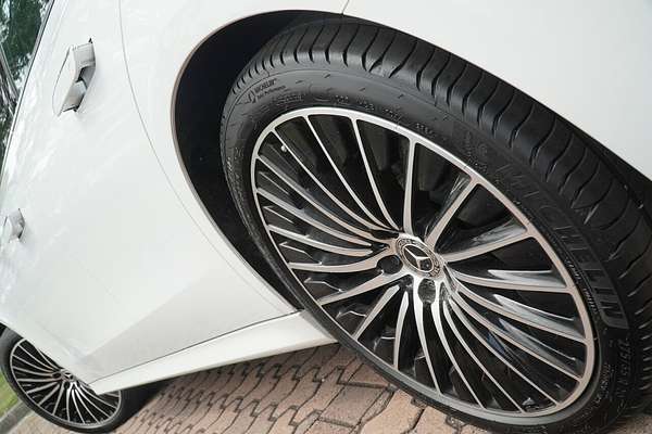 2025 Mercedes-Benz E-Class E200 W214