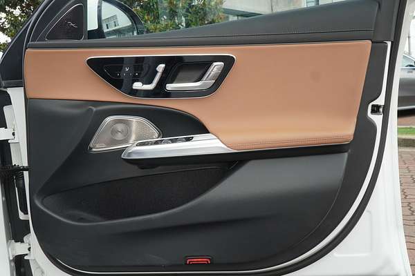 2025 Mercedes-Benz E-Class E200 W214