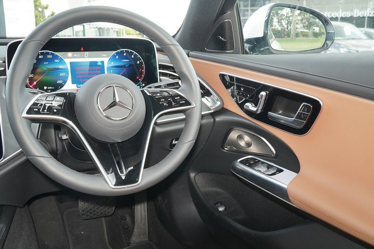 2025 Mercedes-Benz E-Class E200 W214