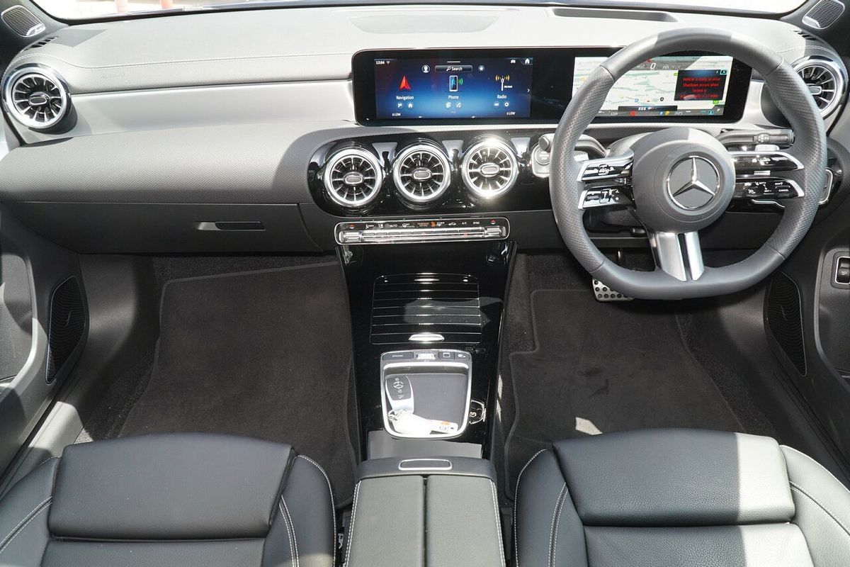 2025 Mercedes-Benz A-Class A250 V177