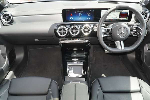 2025 Mercedes-Benz A-Class A250 V177