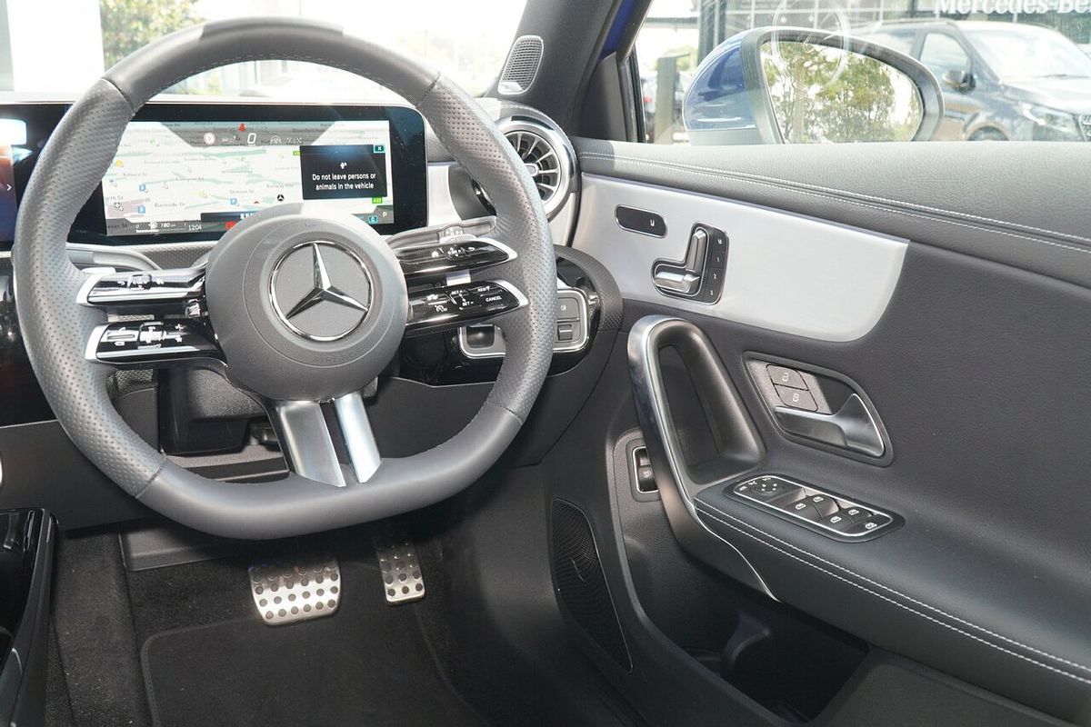 2025 Mercedes-Benz A-Class A250 V177