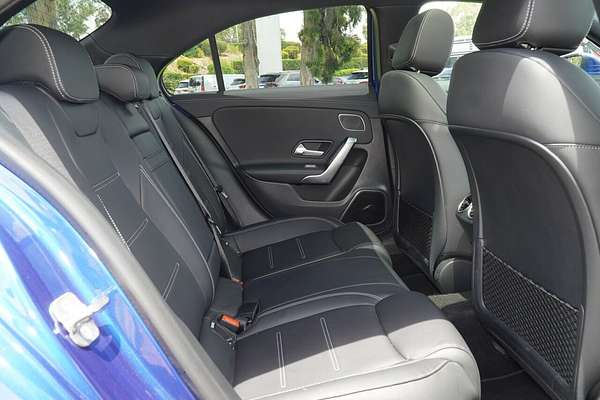 2025 Mercedes-Benz A-Class A250 V177