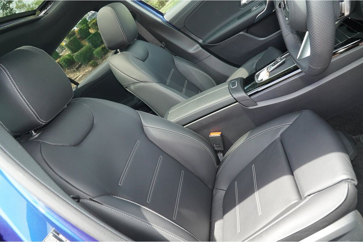 2025 Mercedes-Benz A-Class A250 V177