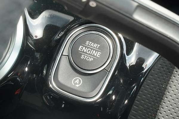 2025 Mercedes-Benz A-Class A250 V177