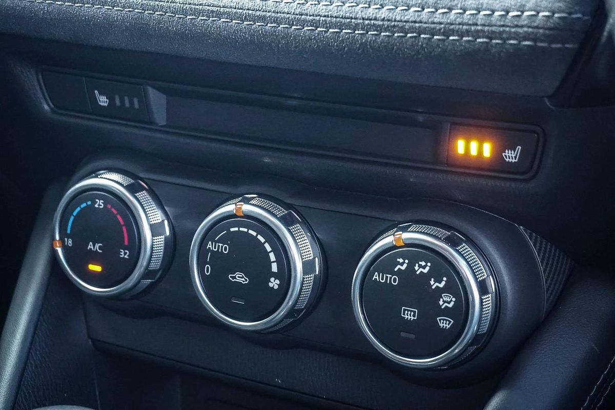 2020 Mazda CX-3 Akari DK