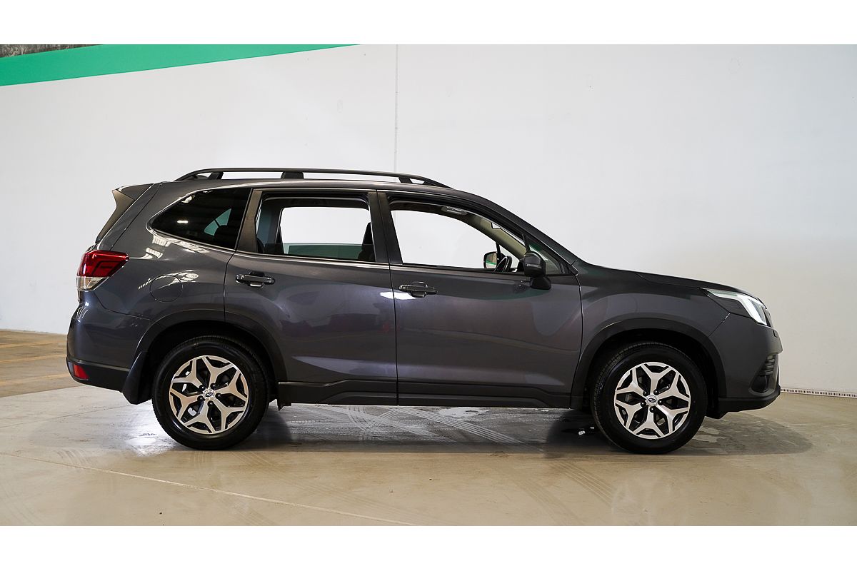 2023 Subaru Forester 2.5i S5