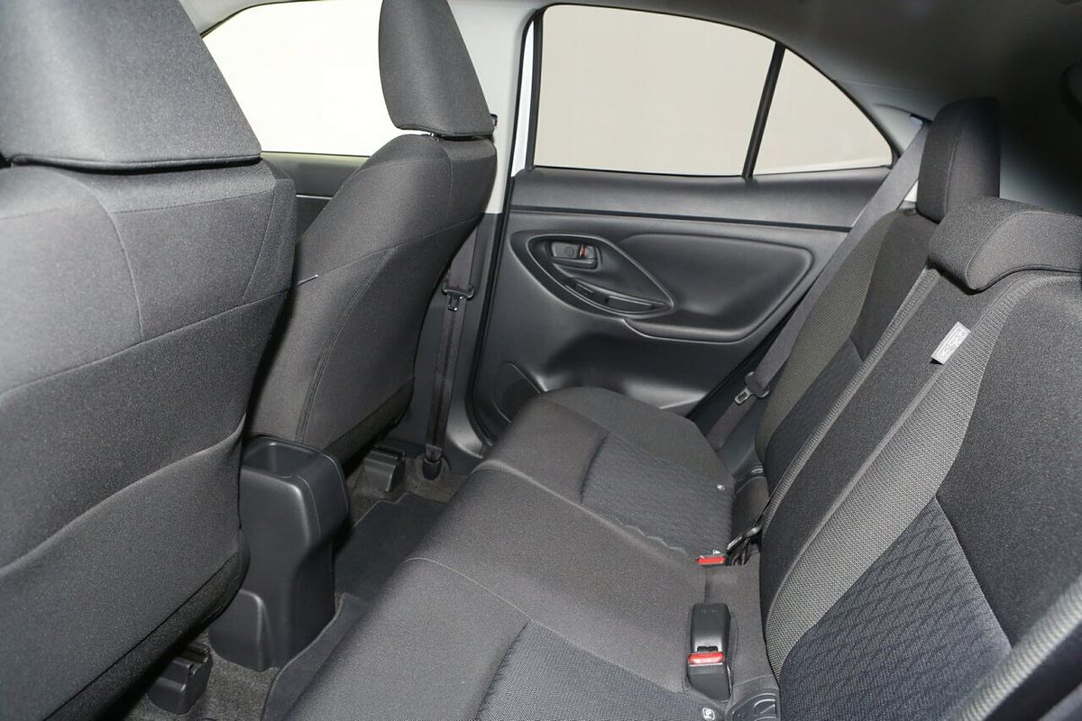 2024 Toyota Yaris Cross GXL MXPJ10R