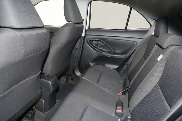 2024 Toyota Yaris Cross GXL MXPJ10R