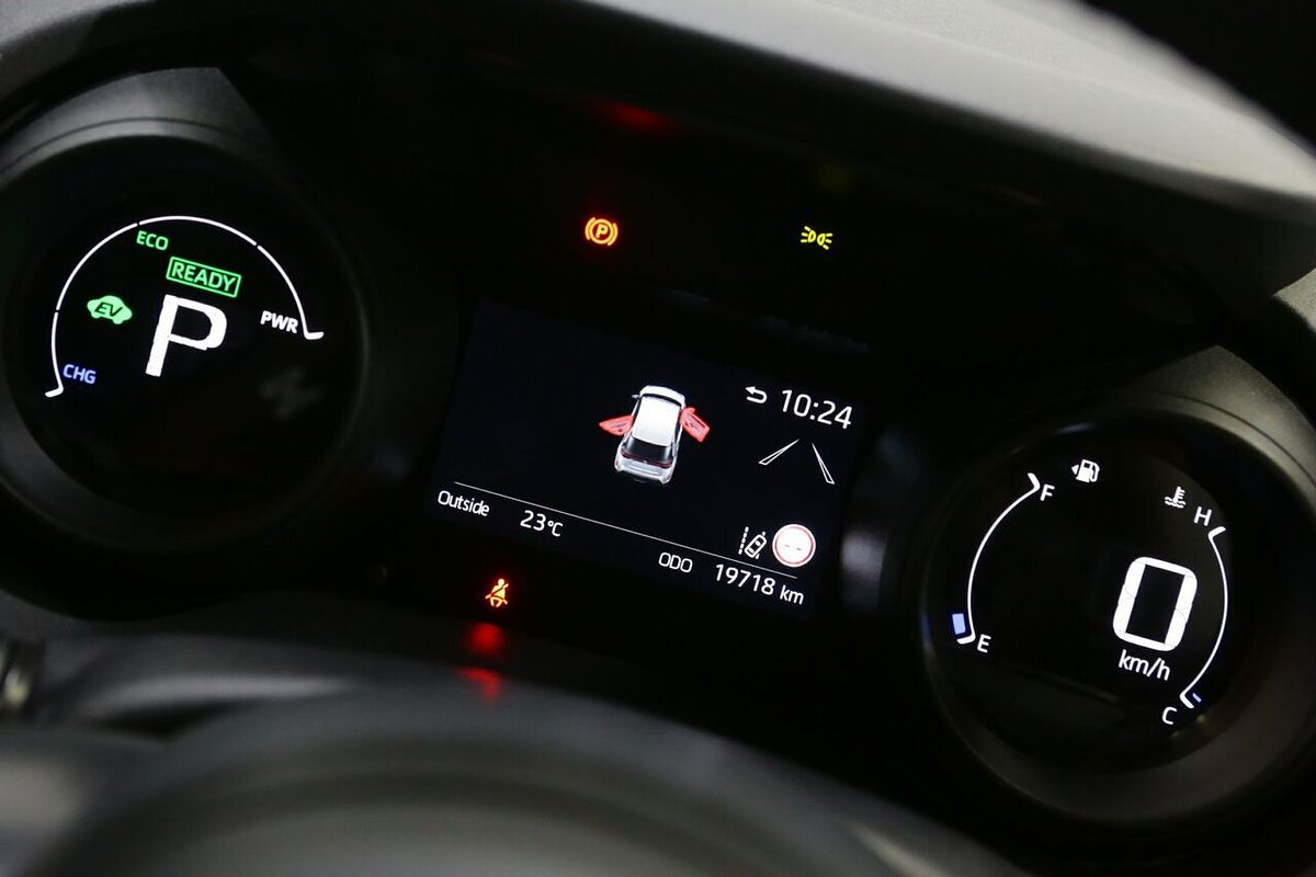 2024 Toyota Yaris Cross GXL MXPJ10R