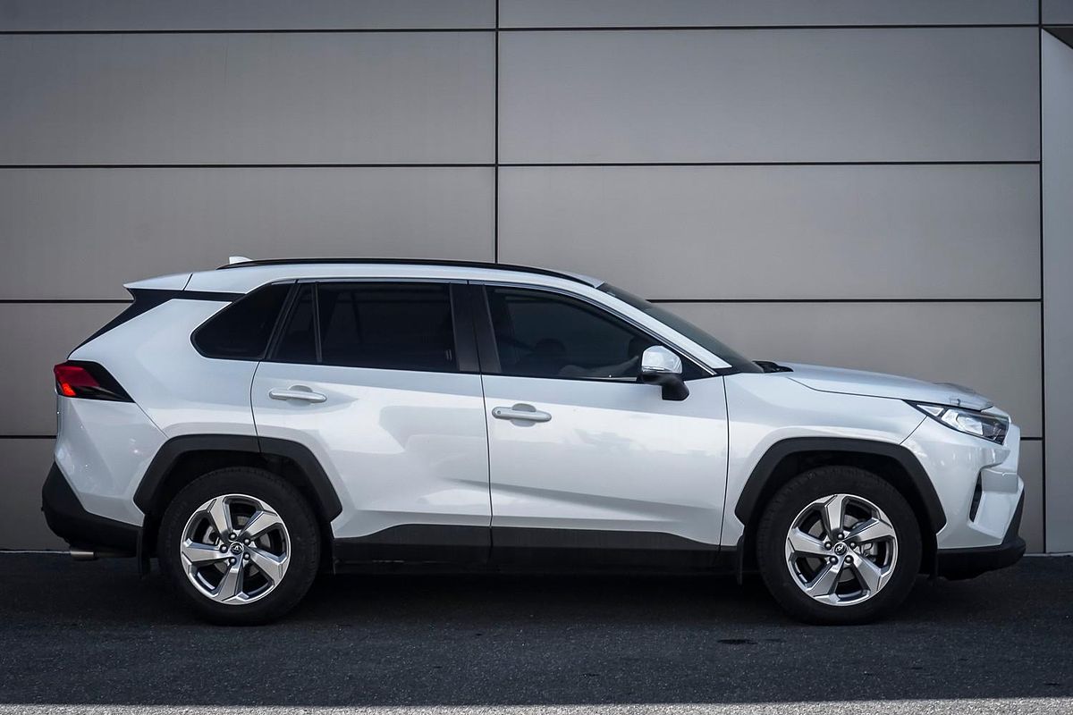 2019 Toyota RAV4 GXL MXAA52R