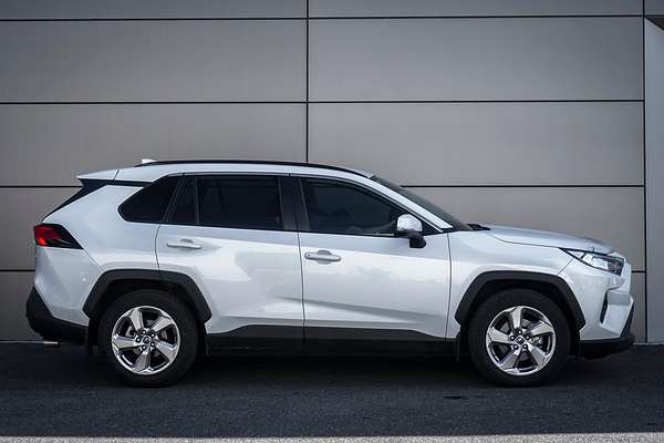 2019 Toyota RAV4 GXL MXAA52R