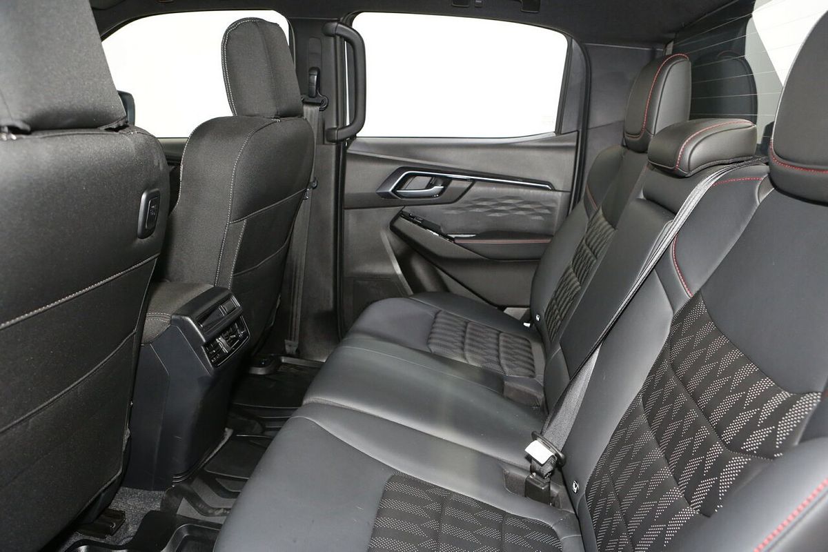 2024 Isuzu D-MAX X-TERRAIN 4X4