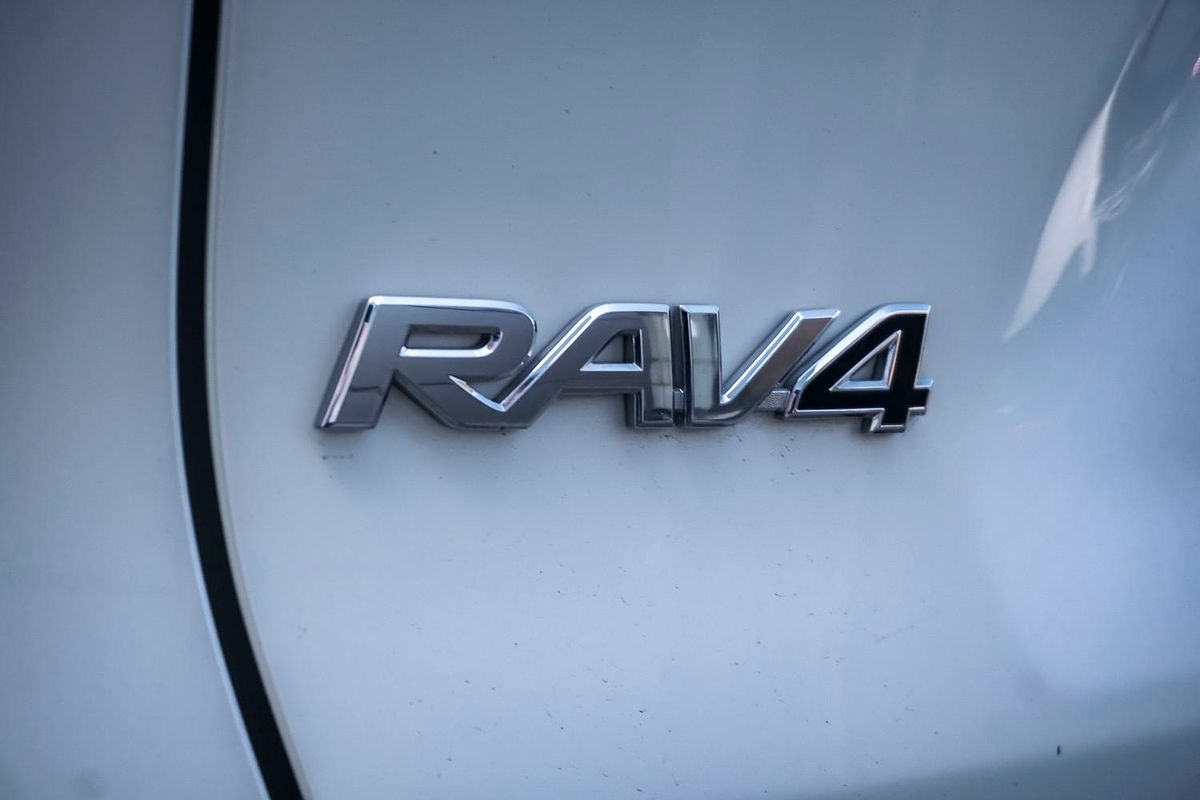 2019 Toyota RAV4 GXL MXAA52R