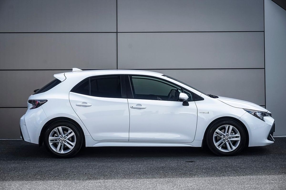 2021 Toyota Corolla Ascent Sport MZEA12R