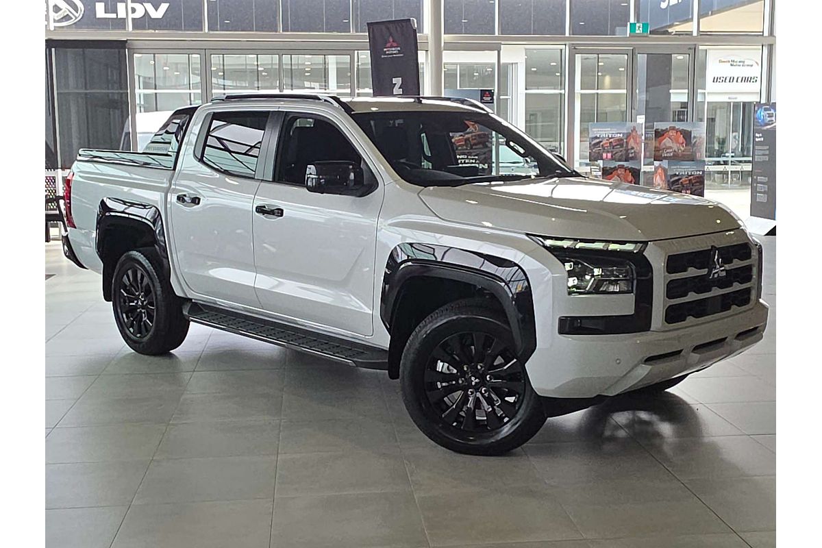 2025 Mitsubishi Triton GSR MV 4X4