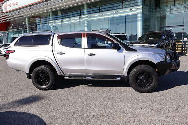 2015 Mitsubishi Triton GLX MQ 4X4