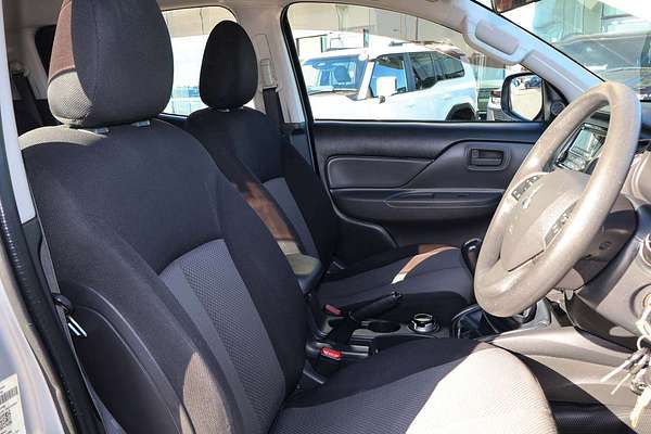 2015 Mitsubishi Triton GLX MQ 4X4