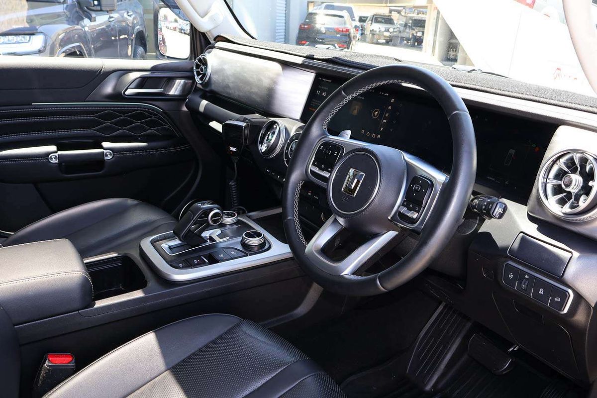 2024 GWM Tank 300 Ultra Hybrid P01