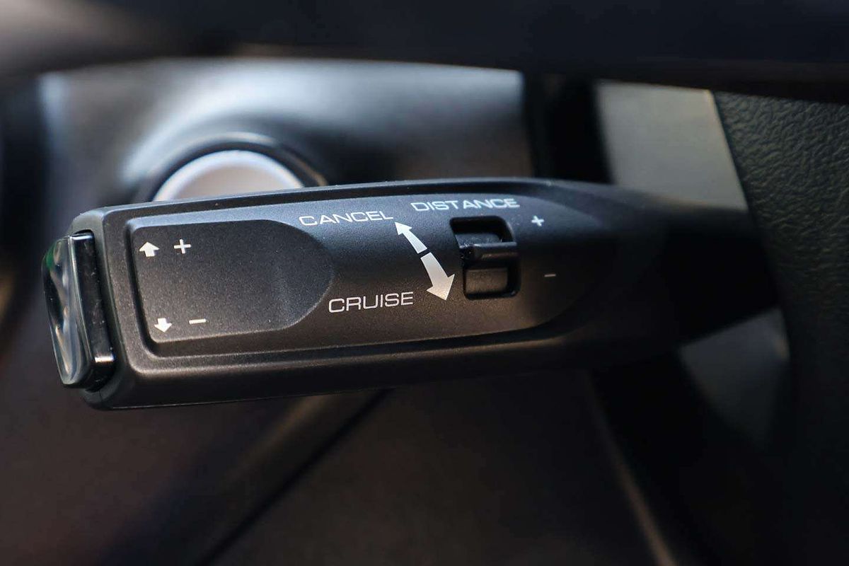 2024 GWM Tank 300 Ultra Hybrid P01