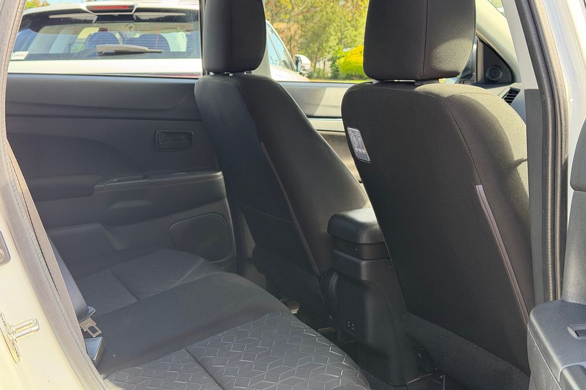 2022 Mitsubishi ASX ES XD