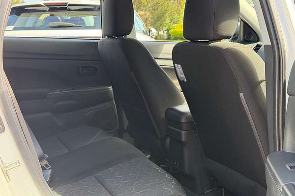 2022 Mitsubishi ASX ES XD