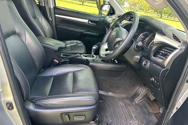 2021 Toyota Hilux SR5 GUN126R 4X4