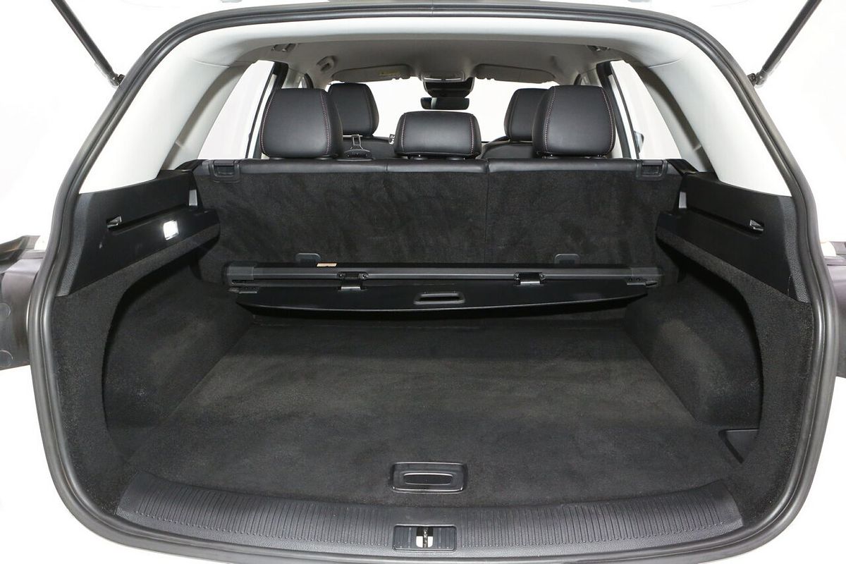 2024 MG HS Vibe SAS23