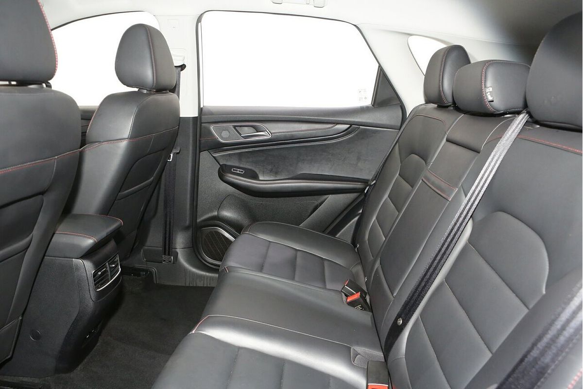 2024 MG HS Vibe SAS23