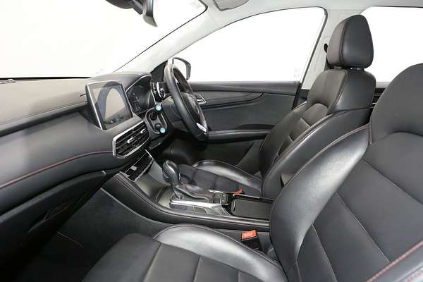 2024 MG HS Vibe SAS23