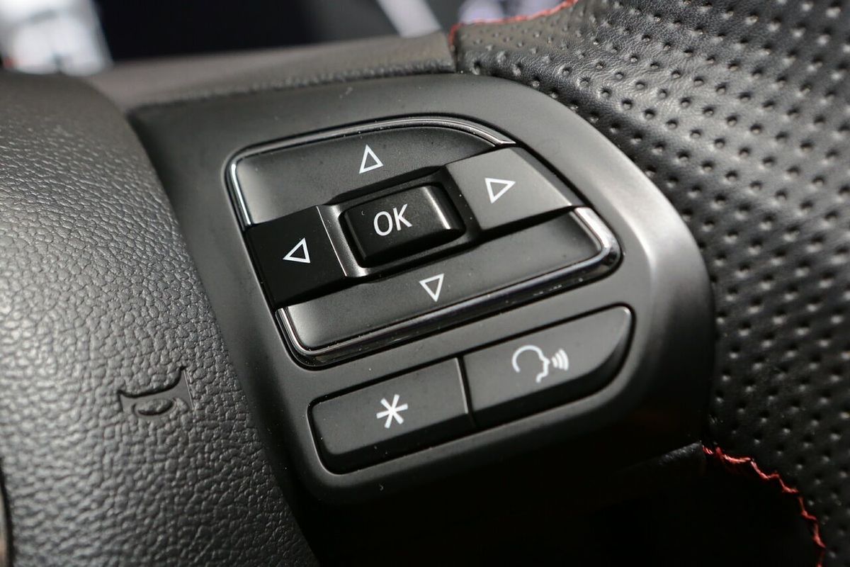 2024 MG HS Vibe SAS23