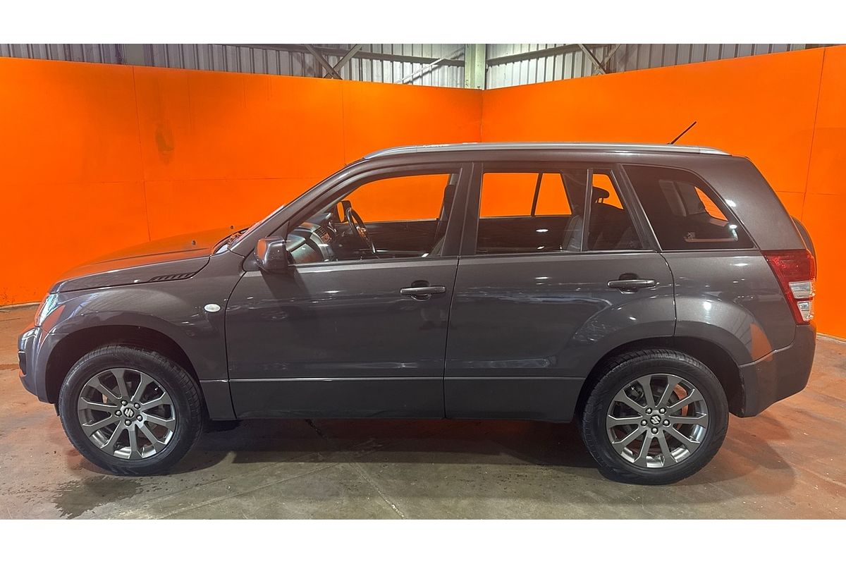 2015 Suzuki Grand Vitara Sport JB