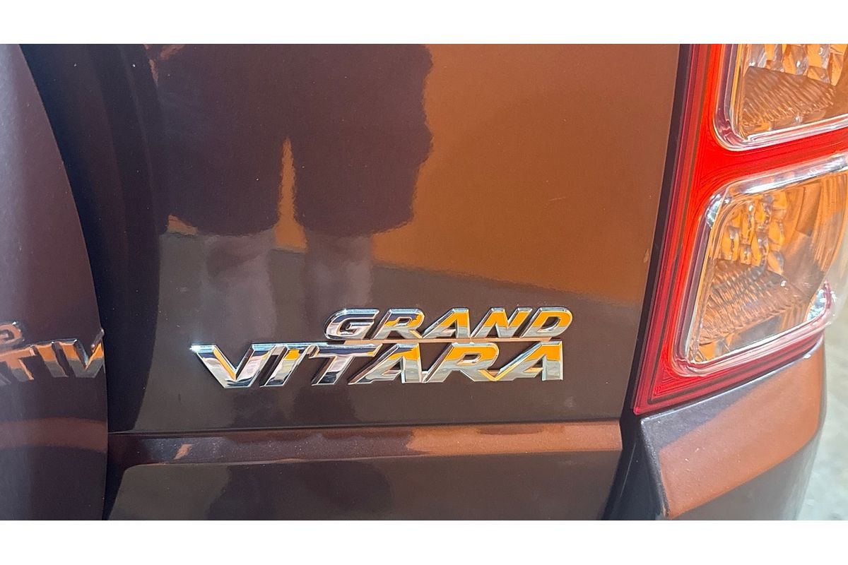 2015 Suzuki Grand Vitara Sport JB
