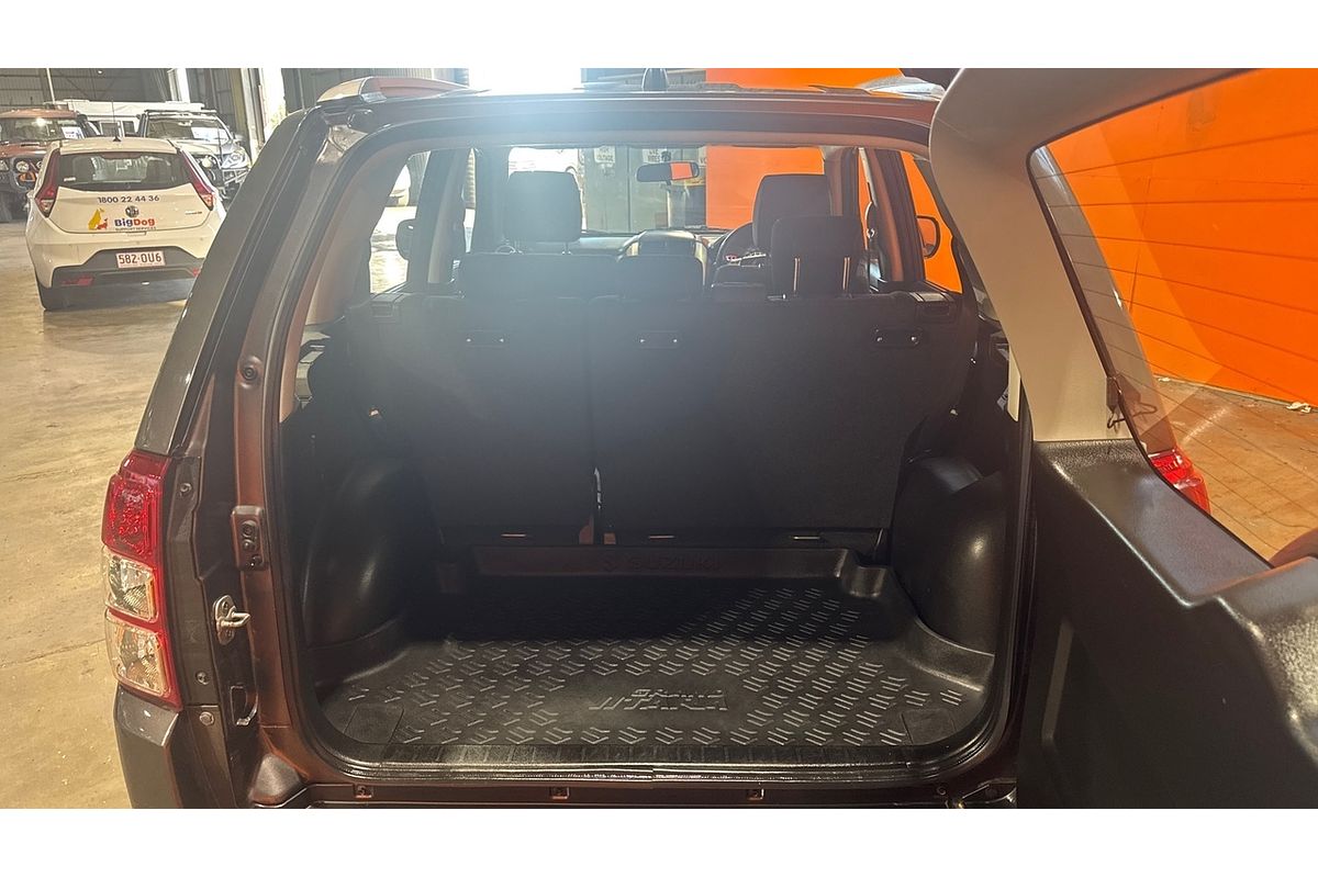 2015 Suzuki Grand Vitara Sport JB