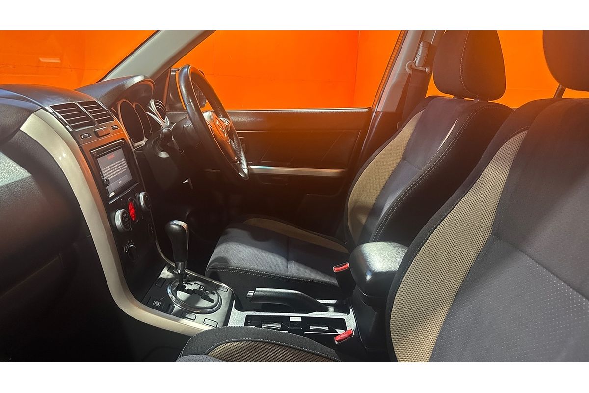 2015 Suzuki Grand Vitara Sport JB