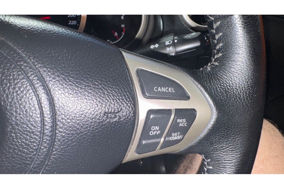 2015 Suzuki Grand Vitara Sport JB