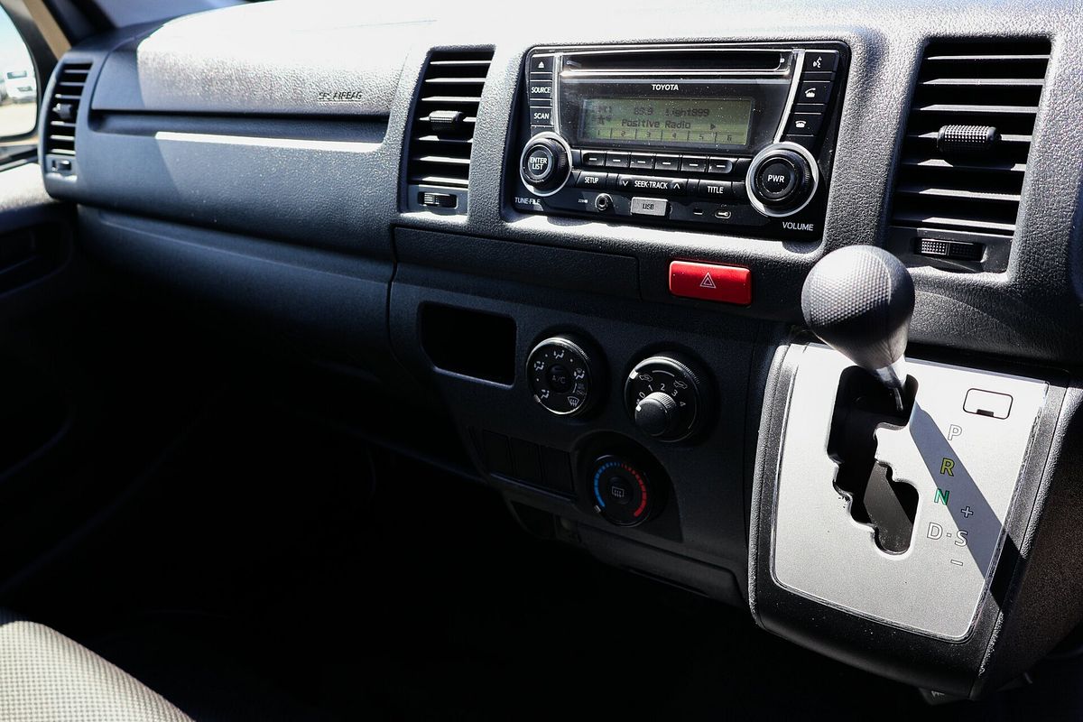 2016 Toyota Hiace TRH201R LWB