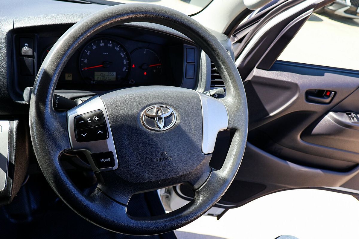 2016 Toyota Hiace TRH201R LWB