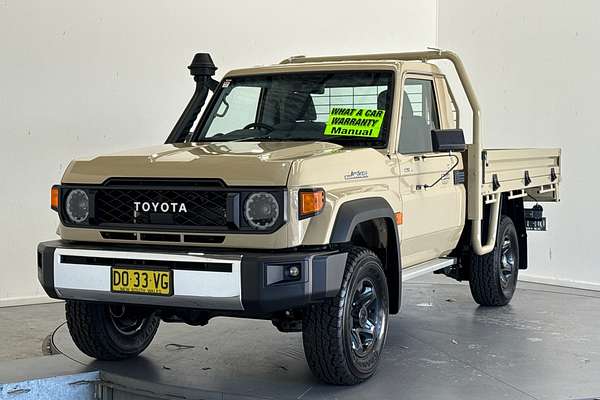 2025 Toyota Landcruiser GXL VDJL79R