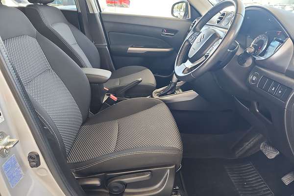 2022 Suzuki Vitara LY Series II