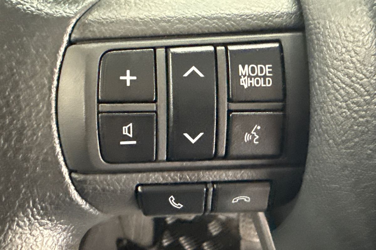 2025 Toyota Landcruiser GXL VDJL79R