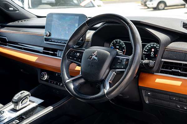 2022 Mitsubishi Outlander Exceed Tourer ZM