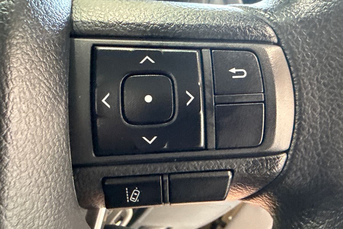 2025 Toyota Landcruiser GXL VDJL79R