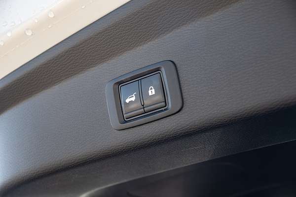 2022 Mitsubishi Outlander Exceed Tourer ZM