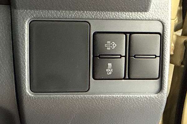 2025 Toyota Landcruiser GXL VDJL79R