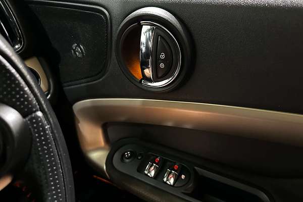 2018 MINI Countryman John Cooper Works F60