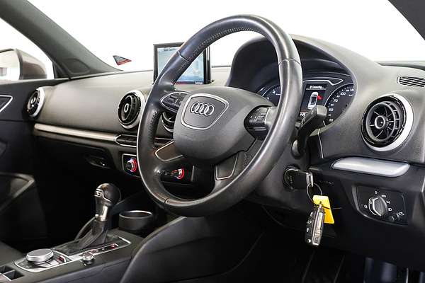 2015 Audi A3 Attraction 8V