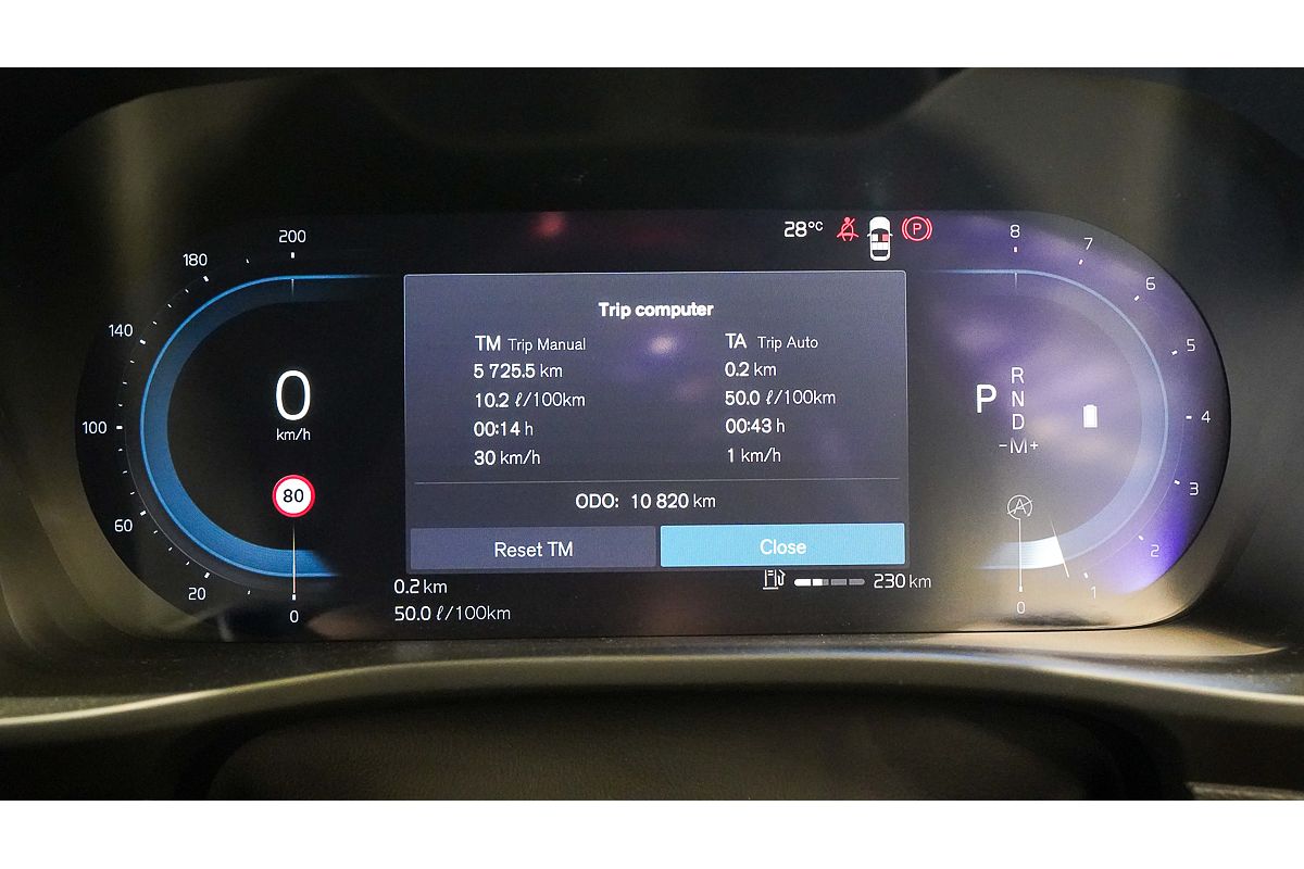 2023 Volvo XC40 Ultimate B4 Bright