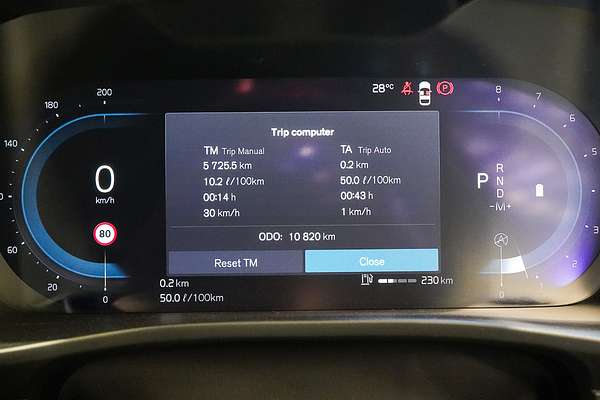 2023 Volvo XC40 Ultimate B4 Bright